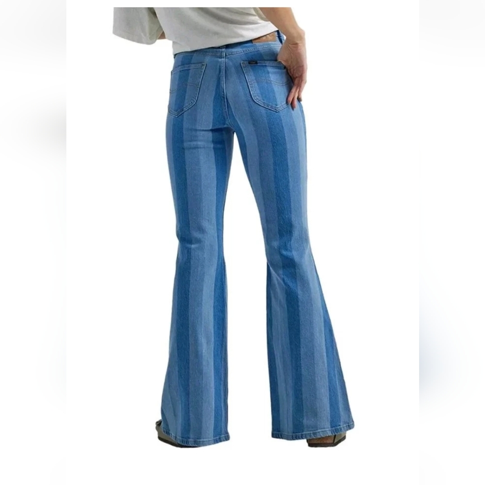 NWT Lee Blue Flare Wide Leg Jeans High Waist 29